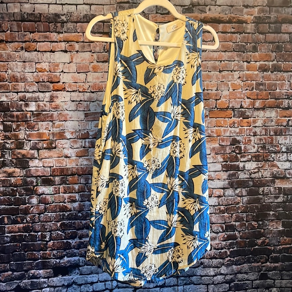 Hawaiian style t shirt style sleeveless dress Medium